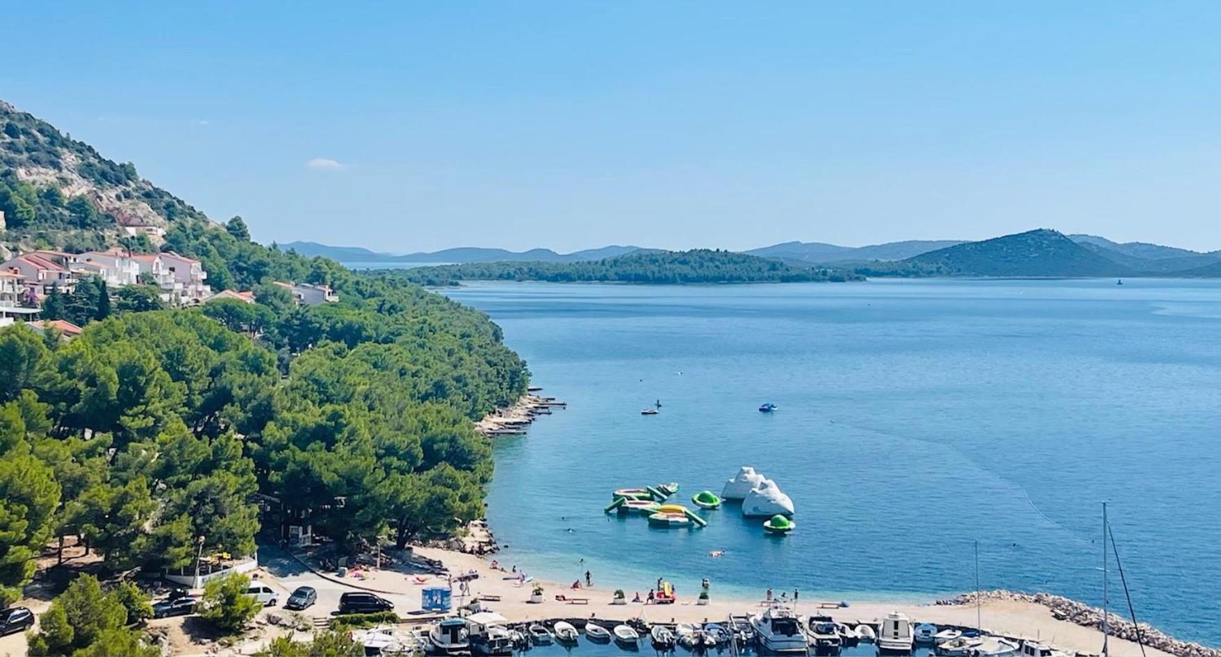 Apartment Mona 1, Fantastischer Meerblick Drage Esterno foto